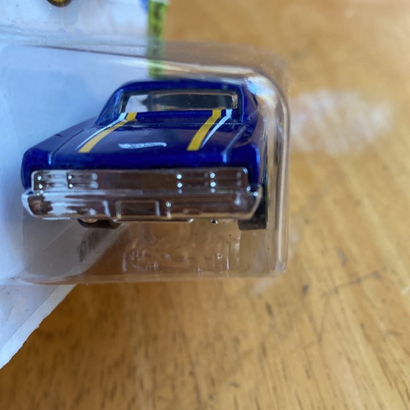 Mattel Hot Wheels 67’ Pontiac GTO Car Toy made in Malaysia new #HWM - Picture 3 of 10